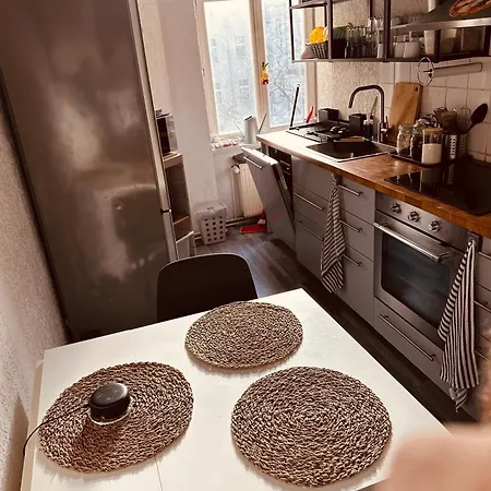 בית אירוח Private 10sqm In Shared Flat Near Schoenhauser Allee ברלין