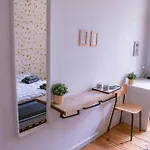 Pansiyon Private 10sqm In Shared Flat Near Schoenhauser Allee Berlin